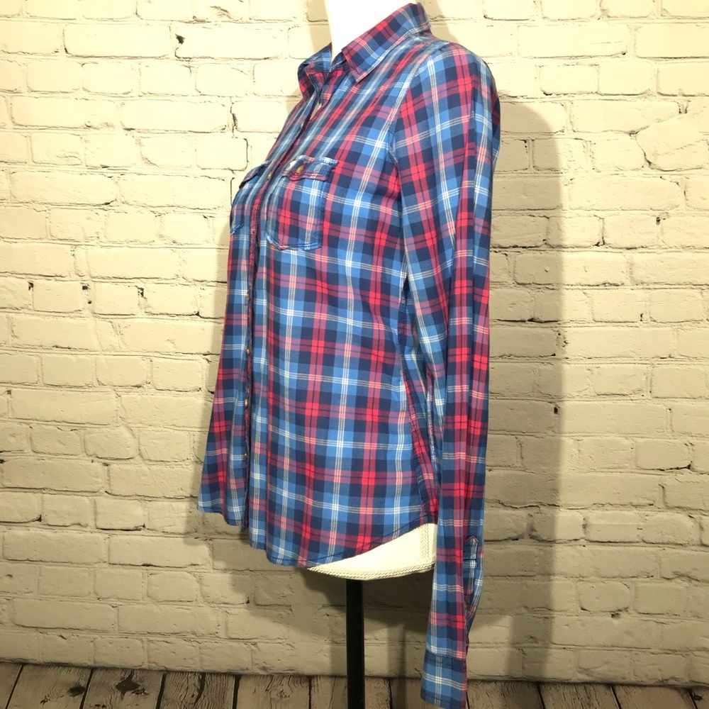 Abercrombie and Fitch T-shirt size s